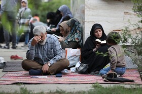 قرائت دعای عرفه در همدان