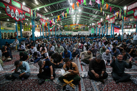 مراسم دعای عرفه در گلستان شهدا - اصفهان