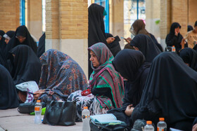 مراسم قرائت دعای پر فیض عرفه در جزیره کیش