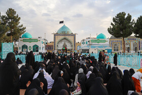 طنین دعای پرفیض عرفه در آستان مقدس امام زاده سید عباس (ع) خراسان شمالی