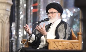 هرکس گمان کند در غروب عرفه بخشیده نشده، به خدا سوءظن برده است