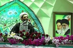 مسلمانان زندگی خود را بر محور ولایت تنظیم کنند