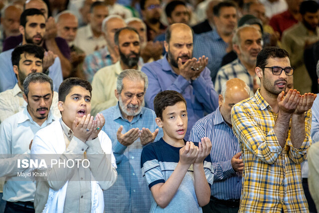 نماز عید قربان در دانشگاه تهران اقامه شد