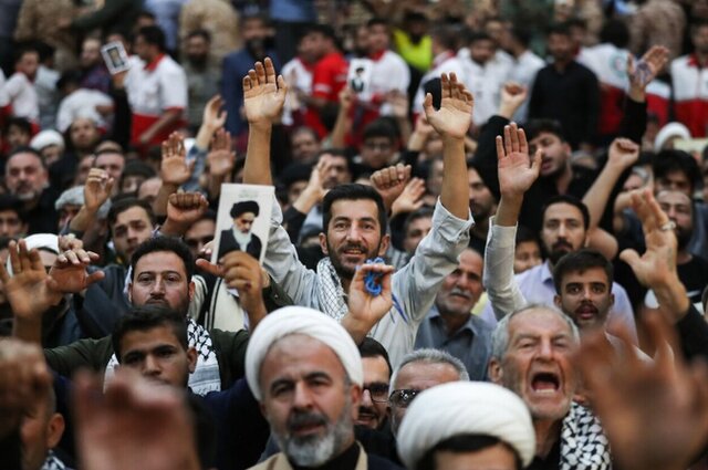 لبیک دانشگاهیان به رهنمودهای رهبری در سالروز ارتحال امام(ره)