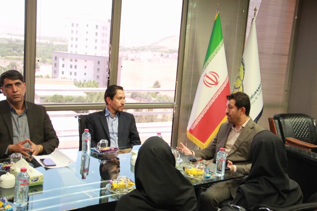 ایجاد نمایندگی مرکز رشد پارک علم و فناوری در دانشگاه جامع علمی‌کاربردی فارس