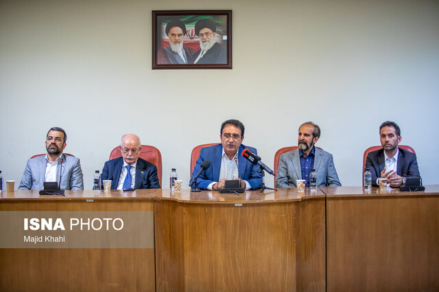 لزومی ندارد آثار جشنواره مد و لباس فجر به کف جامعه برسد / داوری از نگاه مردم نداریم