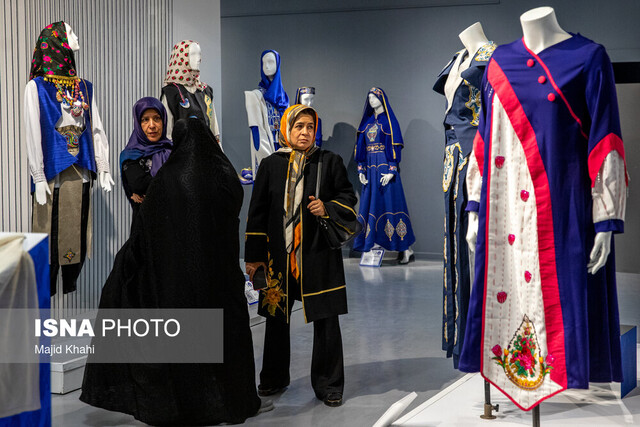 «کشف ایران» در زعفرانیه و قصه لباسهایی که قرار نیست کسی بپوشد!