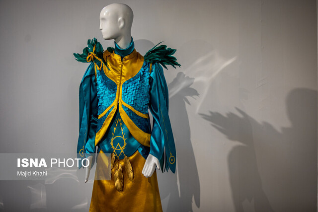 «کشف ایران» در زعفرانیه و قصه لباسهایی که قرار نیست کسی بپوشد!