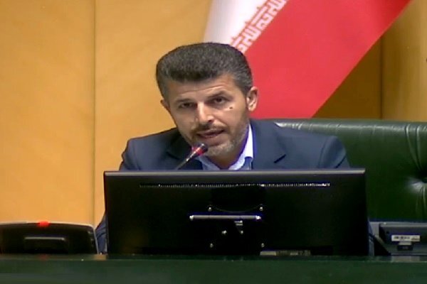 پاپی‌زاده: جوانان ایرانی سپر دفاعی محکمی برای کشور ساخته‌اند