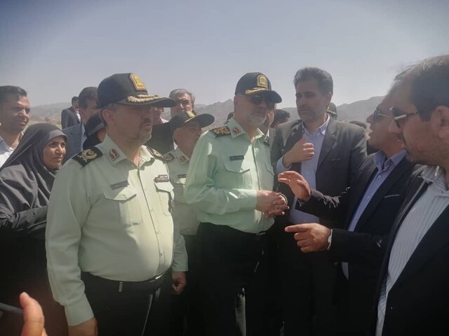 بازدید فرمانده فراجا از زیرساختهای نیروی انتظامی در جنوب کرمان