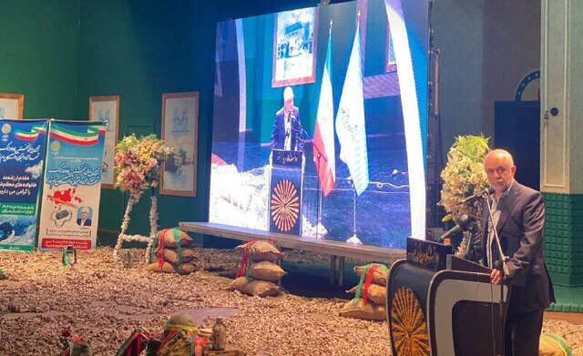 ۳۶ هزار دانش‌آموز و ۵ هزار دانشجوی شهید تقدیم انقلاب شده‌اند