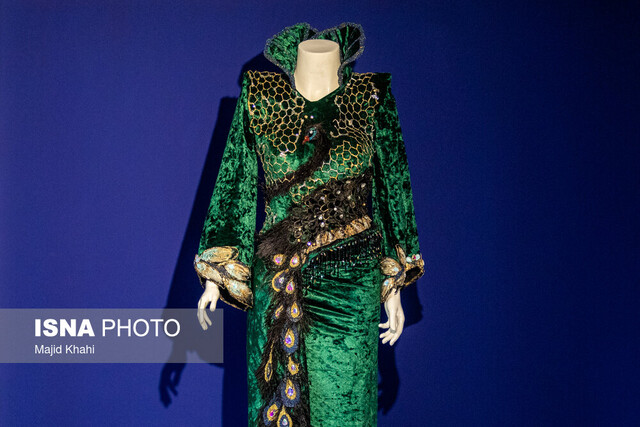 «کشف ایران» در زعفرانیه و قصه لباسهایی که قرار نیست کسی بپوشد!