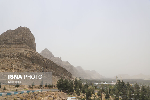 ورود مازوت به محیط زیست باعث فرسایش خاک می‌شود