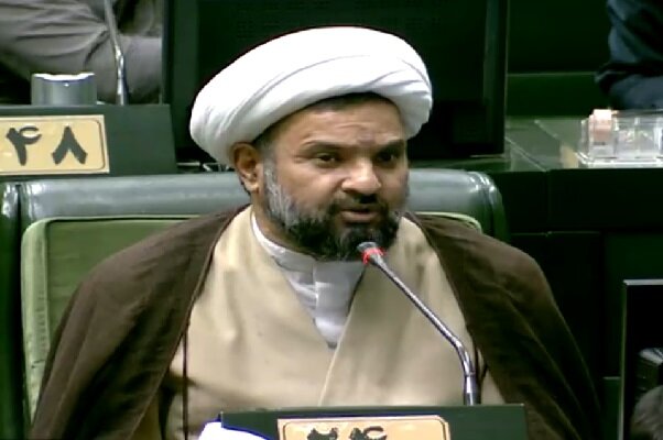 هشدار عضو فراکسیون مستقلین درباره تله جریانهای افراطی و تندرو برای مردم