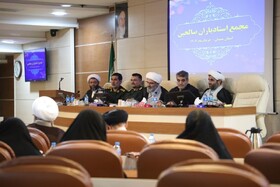 تمام برنامه‌های جانبی در حوزه تربیت باید به تربیت «جوان مؤمن انقلابی» منجر شود