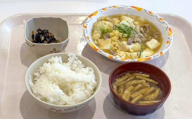 شکایت دانشجویان ژاپن از افزایش قیمت غذا