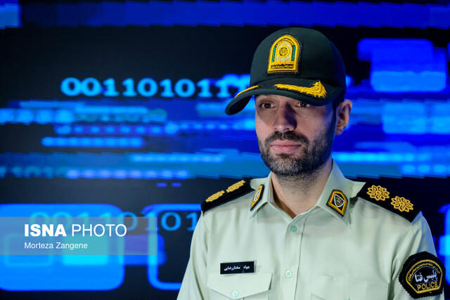عامل سرقت از کارت بانکی نیوشا ضیغمی دستگیر شد عامل سرقت از کارت بانکی نیوشا ضیغمی دستگیر شد