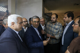 غلامحسین مظفری، استاندار خراسان رضوی در بازدید استاندار خراسان رضوی از بازار رضا مشهد