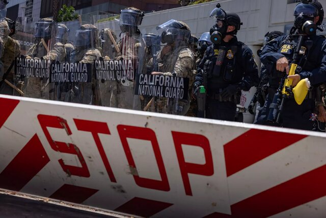 بحران در لسآنجلس؛ استقرار تفنگداران، شکایت کالیفرنیا و مقاومت فرماندار در برابر ترامپ