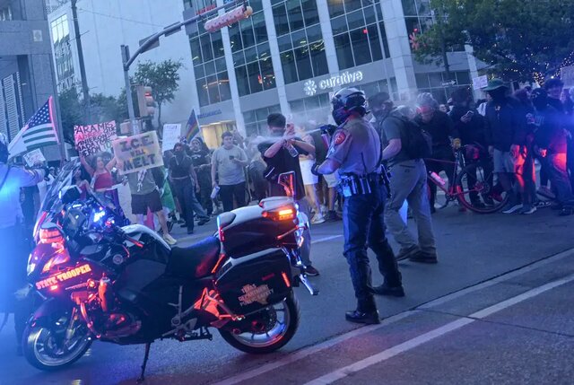 اعتراضات از لسآنجلس به شهرهای دیگر آمریکا کشیده شد