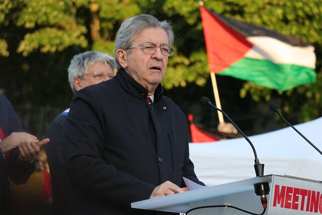 درخواست رهبر حزب چپگرای فرانسوی برای رسمیت شناختن کشور فلسطین درخواست رهبر حزب چپگرای فرانسوی برای رسمیت شناختن کشور فلسطین