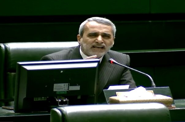 مقتدایی: ۲۰۰ نماینده به رئیس‌جمهور برای پرداخت وامهای کشاورزی نامه نوشتند