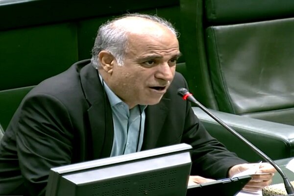 زارعی: وزیر خارجه به موضوع دستگیری 15 صیاد بوشهری در عربستان ورود کند زارعی: وزیر خارجه به موضوع دستگیری 15 صیاد بوشهری در عربستان ورود کند