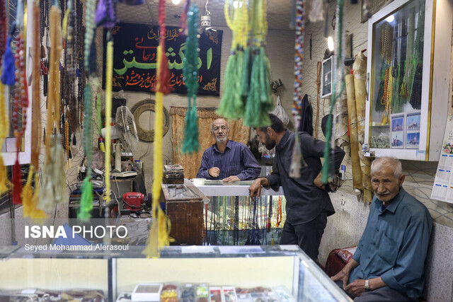 حفظ هویت فرهنگی و ایجاد اشتغال پایدار در سایه «سوغات ایرانی»