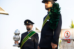 اهتزاز بزرگترین پرچم علوی