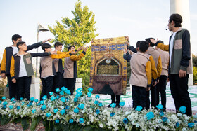 اهتزار بزرگترین پرچم علوی