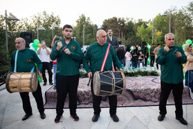اهتزاز بزرگترین پرچم علوی