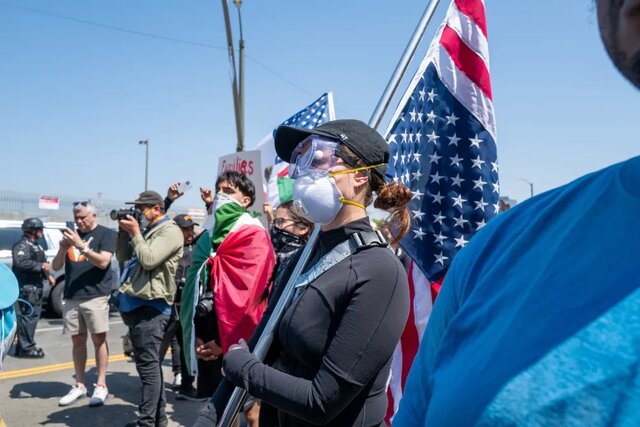 هشدار فرماندار کالیفرنیا به ترامپ/اعتراضات لسآنجلس بهرغم ممنوعیت تردد ادامه دارد