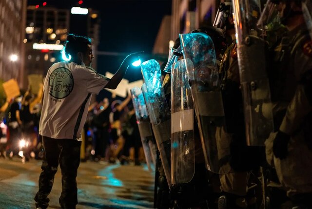 تظاهرات در شهرهای تگزاس و بازداشت دهها معترض تظاهرات در شهرهای تگزاس و بازداشت دهها معترض