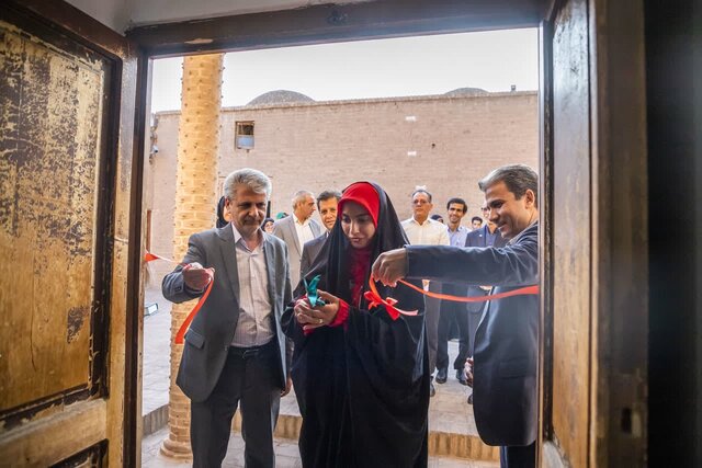 افتتاح نمایشگاه «نقش ماندگار» با آثار هنری دانشجویان رشته هنر