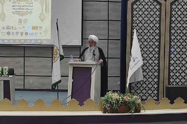 غدیر یک حرکت تمدنی و بن مایه هویت ایرانی و اسلامی است