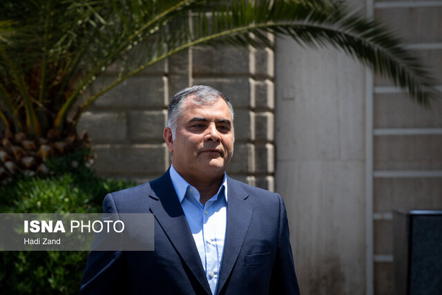 پاک‌نژاد: صادرات نفت مانند سابق با کیفیت و کمیت قبل ادامه دارد