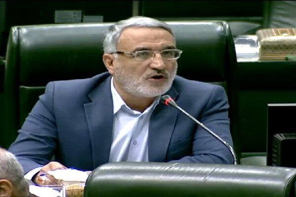 نخبگان کشور با تحریف‌ها و پروژه‌های شناختی دشمن مقابله کنند