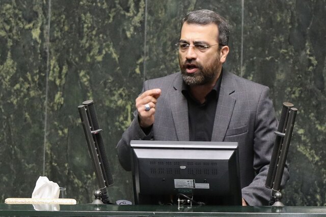 نشست مجمع نمایندگان تهران درباره آتش بس؛ باید به مسئولان اعتماد کنیم
