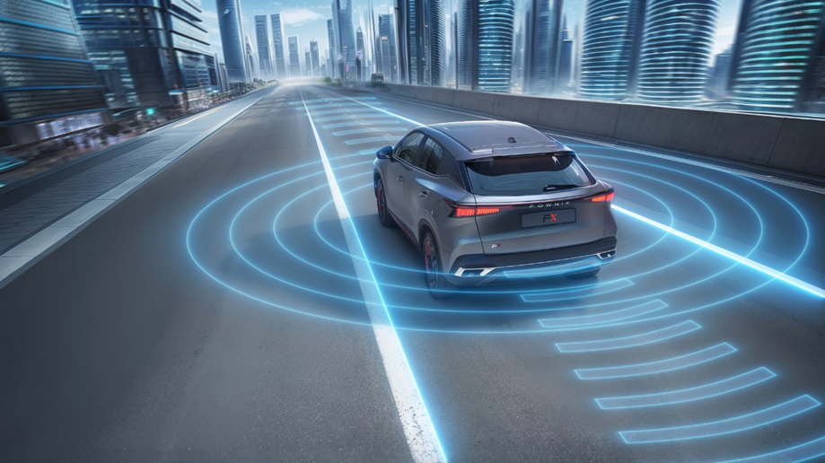 رانندگی نیمه خودران با فونیکس اف ایکس: ایمنی، آرامش و فناوریهای پیشرفته