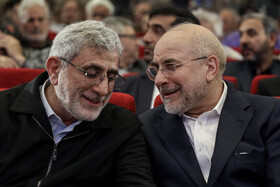 محمدباقر قالیباف، رئیس مجلس شورای اسلامی و سردار اسماعیل قاآنی، فرمانده نیروی قدس سپاه پاسداران در یادواره شهدای مهندسی رزمی و تخریب - مشهد