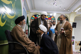 آیین عمامه گذاری طلاب حوزه علمیه اصفهان توسط آیت‌الله طباطبایی‌نژاد، امام جمعه اصفهان