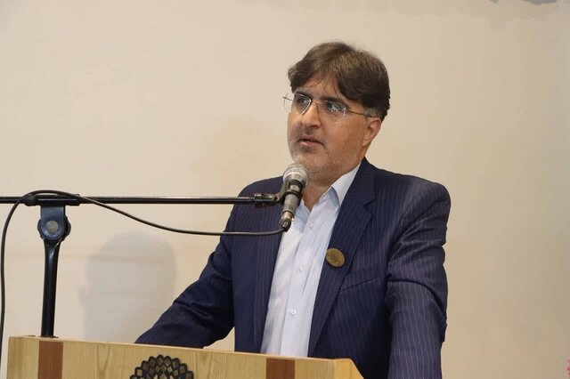 به دنبال نهادینه کردن حکمرانی محیط زیست هستیم به دنبال نهادینه کردن حکمرانی محیط زیست هستیم