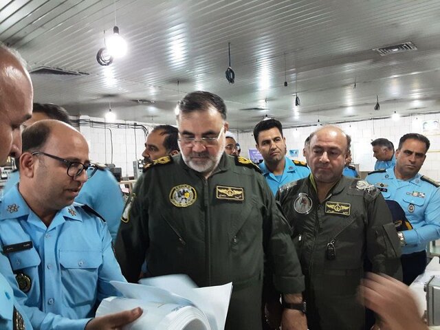 بازدید امیر سرتیپ واحدی از پایگاه شهید دوران بازدید امیر سرتیپ واحدی از پایگاه شهید دوران