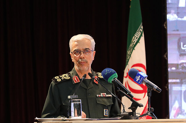 شهادت فرماندهان و دانشمندان؛ پرچم بر زمین نخواهد ماند