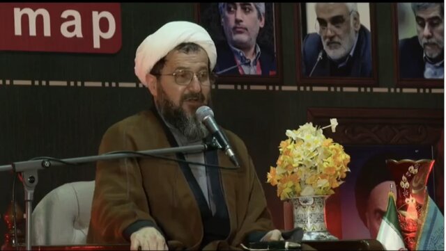 غدیر مرز حق و طاغوت است