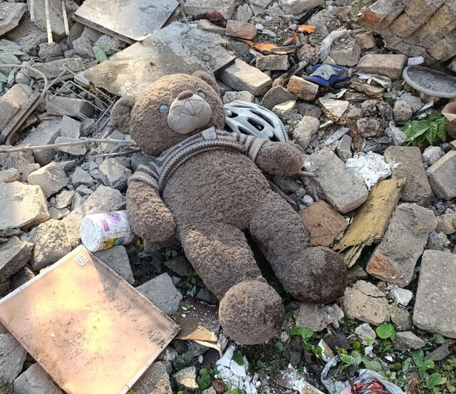 عکس آرشیوی است. کادر درمان در سختترین روزها تهران را ترک نکرد / درخواست برای توجه به معیشت پرستاران