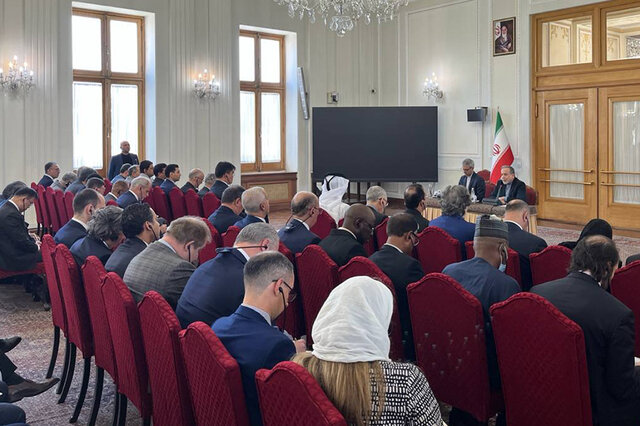 ویدیو/ عراقچی: رژیم صهیونیستی از خط قرمز جدیدی در حقوق بینالملل عبور کرد ویدیو/ عراقچی: رژیم صهیونیستی از خط قرمز جدیدی در حقوق بینالملل عبور کرد