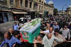 مراسم تشییع پیکر مطهر شهید «حسین احمدی» که در پی حمله رژیم صهیونسیتی به سایت راداری «سوباشی» همدان به شهادت رسید