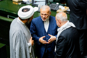 منوچهر متکی در جلسه رای اعتماد وزیر پیشنهادی اقتصاد