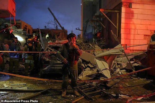 پاسخ موشکی ایران به تجاوز رژیم صهیونیستی هشدار دوباره انگلیس به شهروندانش درباره سفر به اراضی اشغالی